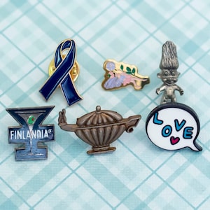 Vintage Set sortierte Pins - L23