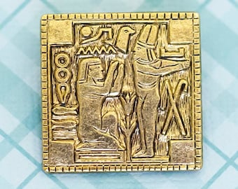 Vintage Ancient Egypt Golden Brooch - L25