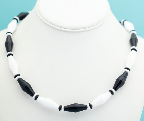 Vintage Black & White Beaded Necklace by Avon - 2… - image 3