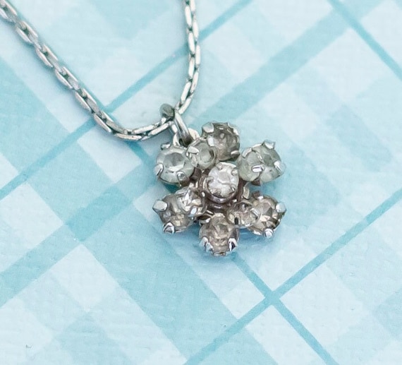 Vintage Diamond Flower Silver Tone Necklace by Avon 17 Inch L16 Etsy