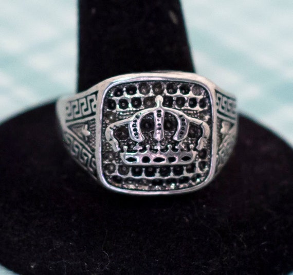 Vintage Silver Crown Ring - Size 12 - L24 - image 1