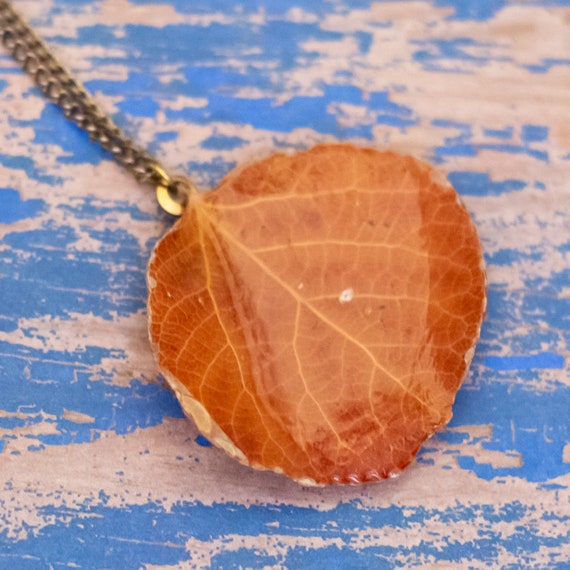 24 inch, Vintage Enamel Leaf Pendant Gold Tone Ne… - image 1