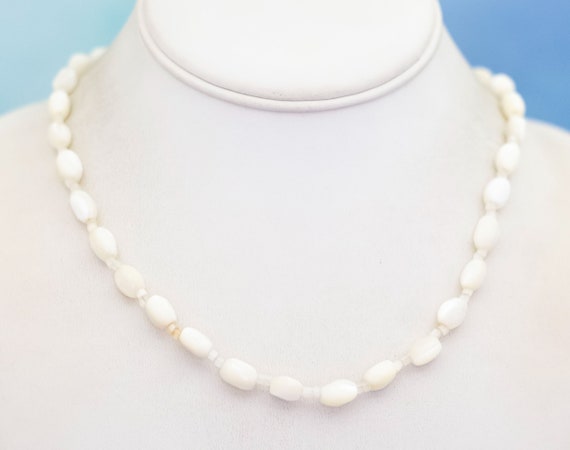 32 inch, Vintage White Oval Mother of Pearl Beads… - image 2