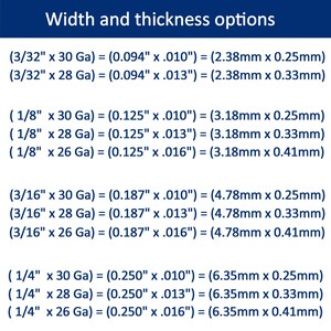 Op de afbeelding: Een tabel met breedte- en dikteopties voor metalen platen. De tabel geeft verschillende maten in inches en gauge weer, met de equivalente metingen in millimeters. Bijvoorbeeld, 3/32 inch bij 30 gauge is gelijk aan 2,38 millimeter bij 0,25 millimeter.