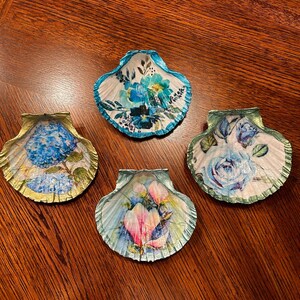 Scallop Shell Ring Dish, Jewelry Tray, Ring Holder