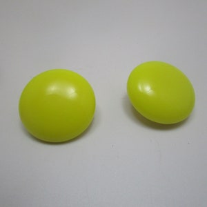 Antique Retro Bright Yellow Hard Plastic Clip on Earrings