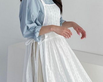 Broderie robe tablier en pur coton