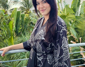 The KOI Kimono in Black