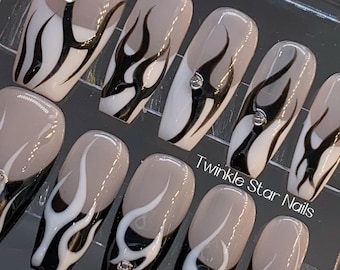 Luxury White/Black Flame Set | Unique Nail Design | Reusable Nails | Glue On Nails | Salon Quality Nails | rmz1422