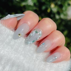 Grey Blue with Double White Flower Press On Nails | Premium Nails | Pearl Nails | Ombre Nails | xlm2901