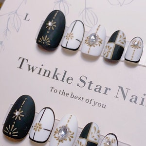 Classy Black and White Palace (Matte Texture) | Reusable Nails | Premium Nails | Faux Nails | Nail Design | Salon Quality Nails | xml1366