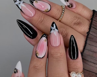 Floral Elegance Shines | Personalised Gifts | Handmade Nails | Gifts For Her | Custom Nails | Rich and Glossy Gel Finish | xhj721