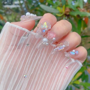 NEW VERSION | Butterfly On The Rose Press On Nails | Romantic Press On Nails | High Quality Nail Designs | Handmade With Love | rmz438