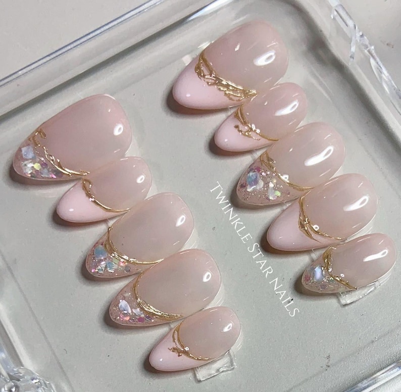 Elegant Natural Seashell Tips | Acrylic Nails, Reusable Fake Nails, Custom Nails, Handmade Nails, Flower Nails， XM530 image 4