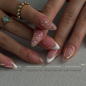Chic Pink and White Glitter Press-On Nails,| Gold Chrome Nails, Handmade White Frenchtip Press Ons, Custom Nails, HJ557 image 2