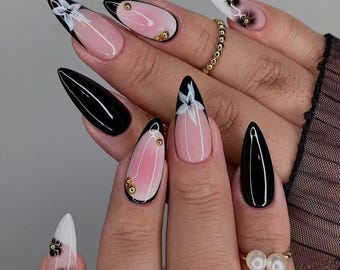 Floral Elegance Shines | Personalised Gifts | Handmade Nails | Gifts For Her | Custom Nails | Rich and Glossy Gel Finish | xhj721