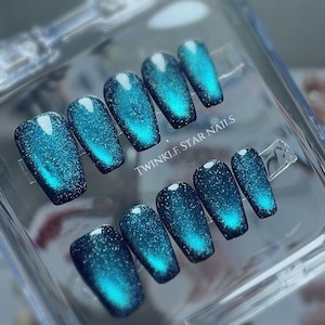 The Ocean | Cat Eye Reflective Nails | Premium Nails | Faux Nails | Gel Nails | Handmade Nails | yyz1362