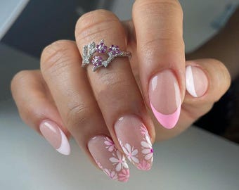 Pink and White Lace Flower / summer nails / high quality nails / solid nails / faux nails / unique nail design / inspo nails