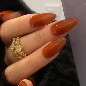 High Tea /Reusable Nails  /Essential Nails / Plain Nails / Daily Wear Nails / Casual Nails / Short Nails /  Salon Quality Nails / Ipz163