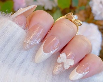 Glossy Clean Girl French Tip Press On Nail, Neutral Elegant Nails, Cat Eye Almond Set, Gifts For Her