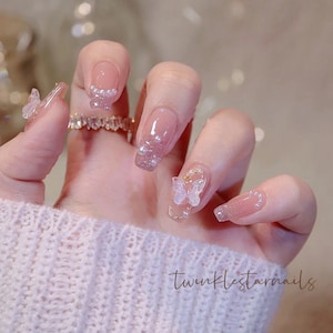 Glitter Butterfly With Pearls Press On Nails | Gel Nails | Custom Nails | Glitter Nails | Butterfly Nails | Beautiful Nails | yyz874