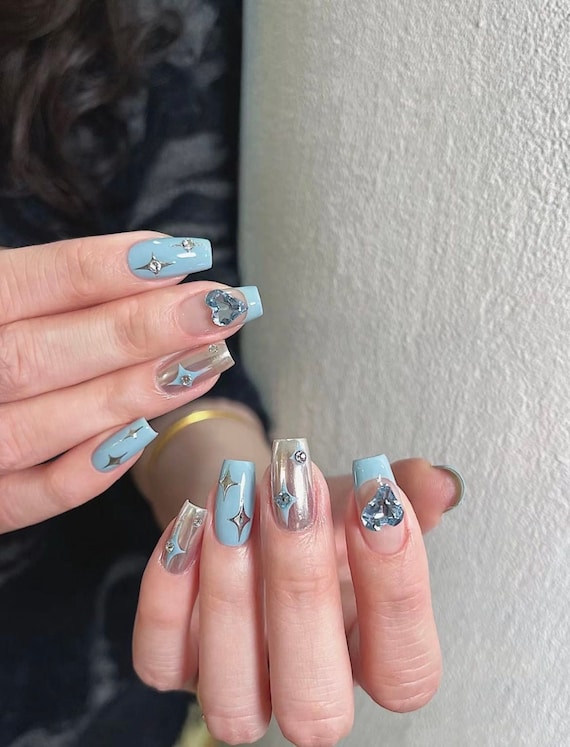 baby blue chrome nails