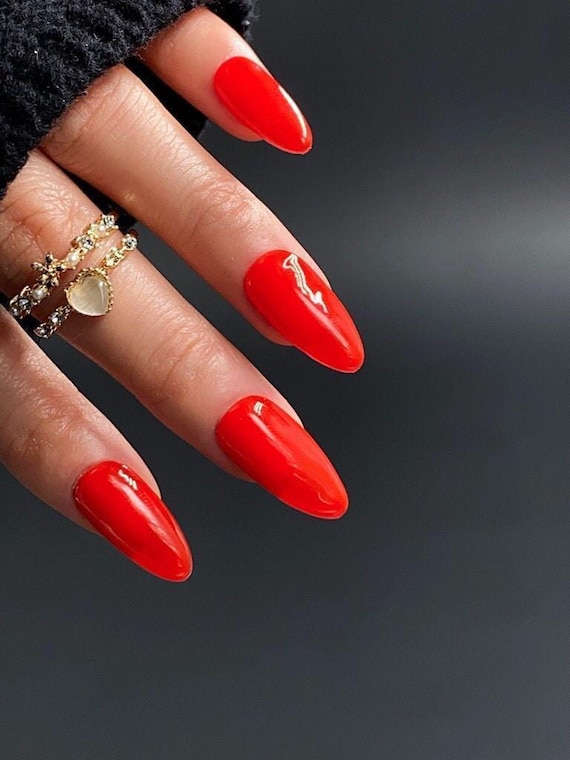 Lipstick | Used High Quality Gel Product | Durable Nails | Essential Nails | Reusable Nails | Salon Quality Nails | Ipz38