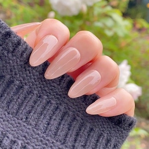 Bare Elegance Look | Premium Nails | Essential Nails | Reusable Nails | Glue On The Nails | Salon Quality Nails | Ipz42