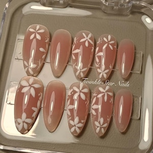 Blushing Romance / Beautifully Handmade Nails / Reusable Nails / Strong Gel Nails / Salon Quality Nails