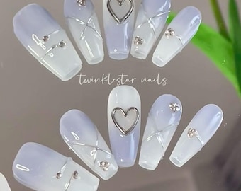 Blue To White Ombre Chrome Heart Press On Nails | Elegant Nails | Clean Nails | Premium Nails | Gel nails | yyz1305