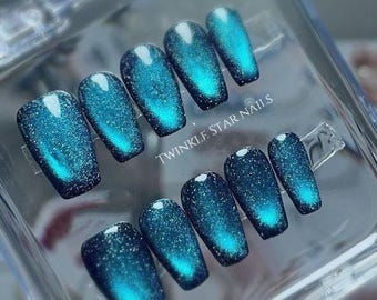 The Ocean | Cat Eye Reflective Nails | Premium Nails | Faux Nails | Gel Nails | Handmade Nails | yyz1362
