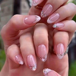 Elegant Natural Seashell Tips | Acrylic Nails, Reusable Fake Nails, Custom Nails, Handmade Nails, Flower Nails， XM530