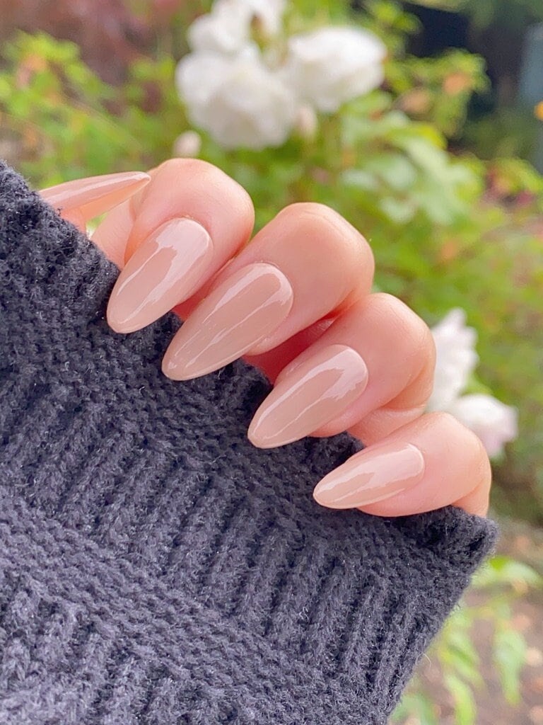 Plain nails discount