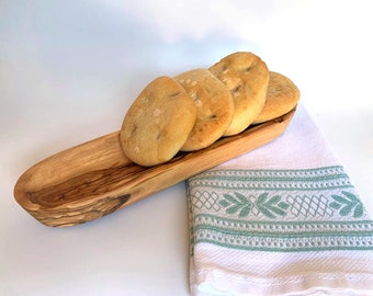 Bread dish smooth edge olive wood 30 cm | RIKY LAB DESIGN