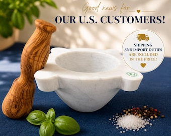 Mortar diameter 18 cm in White Carrara Marble with Olive wood pestle