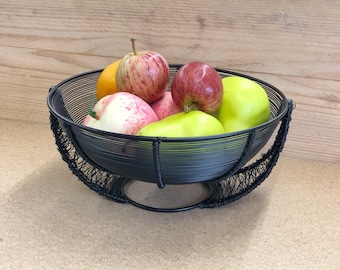 Black wire fruit bowl - storage basket for bread, snack, fruit etc with optional cloth lining