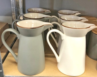 Chef-Hub 19cm porcelain 1Litre water jug or decorative vase, flower pot in grey or white