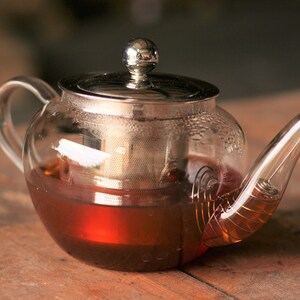 600ml Glass teapot with infuser and coil filter with lid - unusual gift!