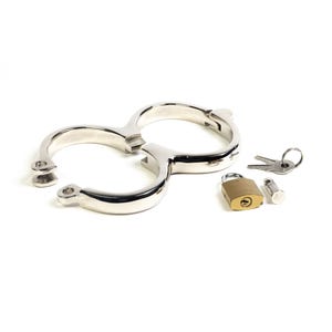 Rigid Hand Irons with Padlock
