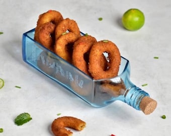 Piatto da portata ricavato da una bottiglia di gin riciclata – Vassoio da portata in vetro riciclato, accessorio da bar ecologico
