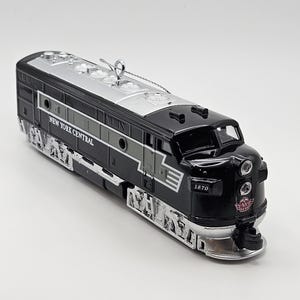 Locomotive Train Engine 7&quot; Diecast Christmas ornament: New York Central, Black