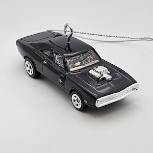 Hotwheels 1970 Dodge Charger R/T Christmas ornament