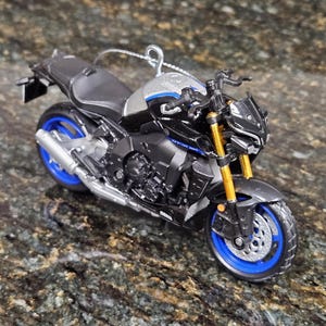 Yamaha MT-10 SP 4.5" Diecast Motorcycle Christmas ornament
