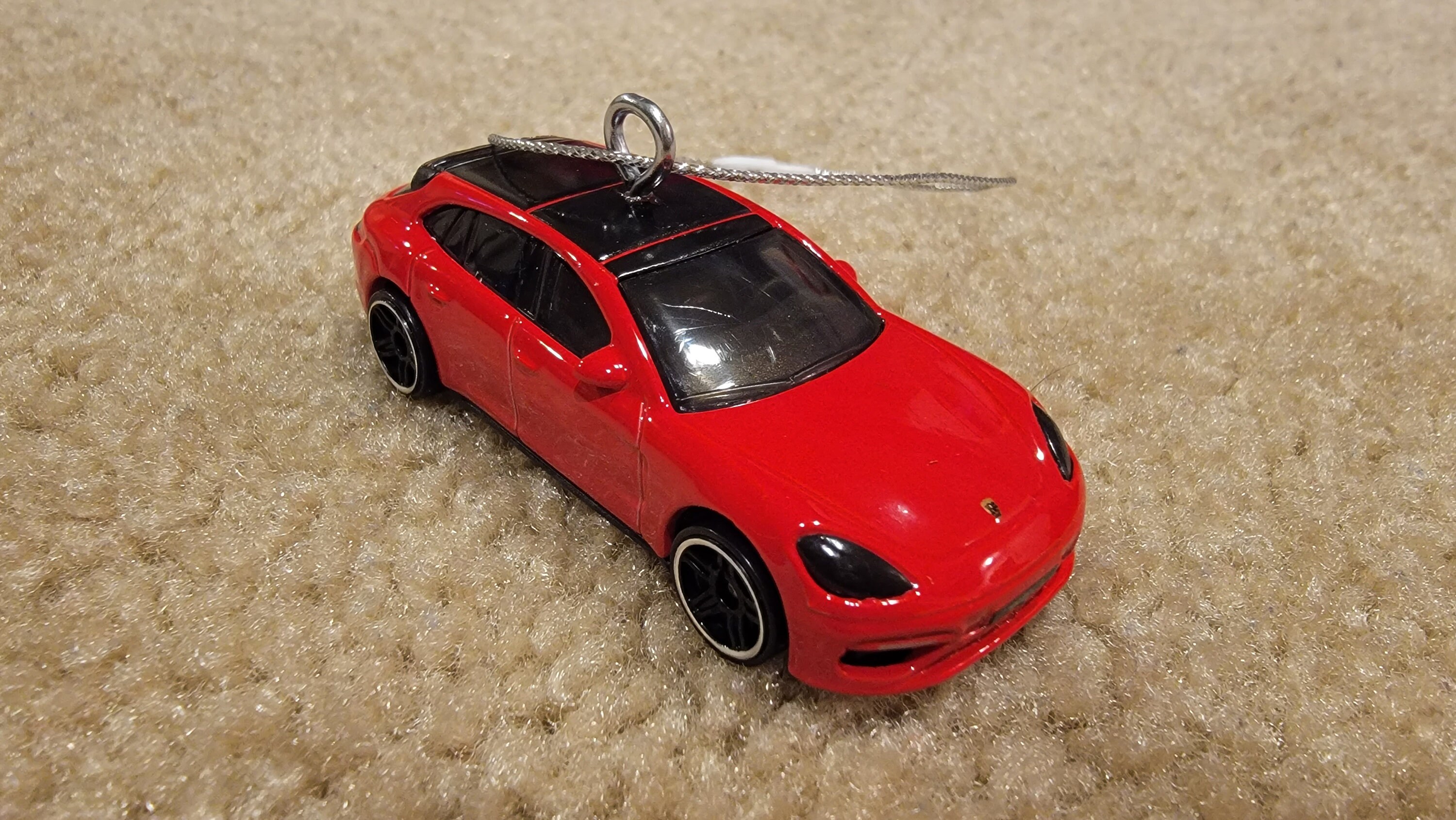 Hot wheels porsche panamera sport turismo 2025