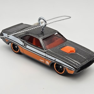 Custom Hotwheels 1970 Dodge Challenger Christmas ornament