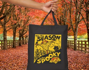 Tis the Season to Be Spooky Halloween Tote Bag Retro Scarecrow Canvas Bag Eco Friendly Trick or Treat Bag Fall Harvet Festival Unique Gift