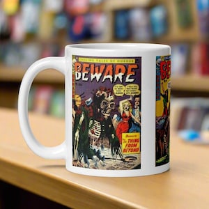 ヴィンテージ ゴシック ホラー コミック ブック カバー 光沢のあるコーヒー マグ セラミック カップ コレクター向け ハロウィン 彼 彼女 友人へのユニークなギフト