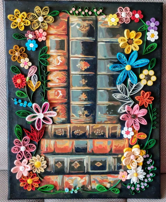 Livres et fleurs, quilling et peinture acrylique, média mixtes, fleurs 3D, déco bohème, livres vintage, quilling coloré, cadeau original