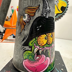 Oil can