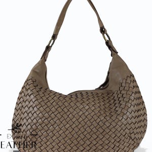 Taupe Farbe Glatte gewebte Leder Umhängetasche mit Langen Riemen, Vintage Style Waschte Leder Hobo Bag, Slouchy Ledertasche, Taupe Leder